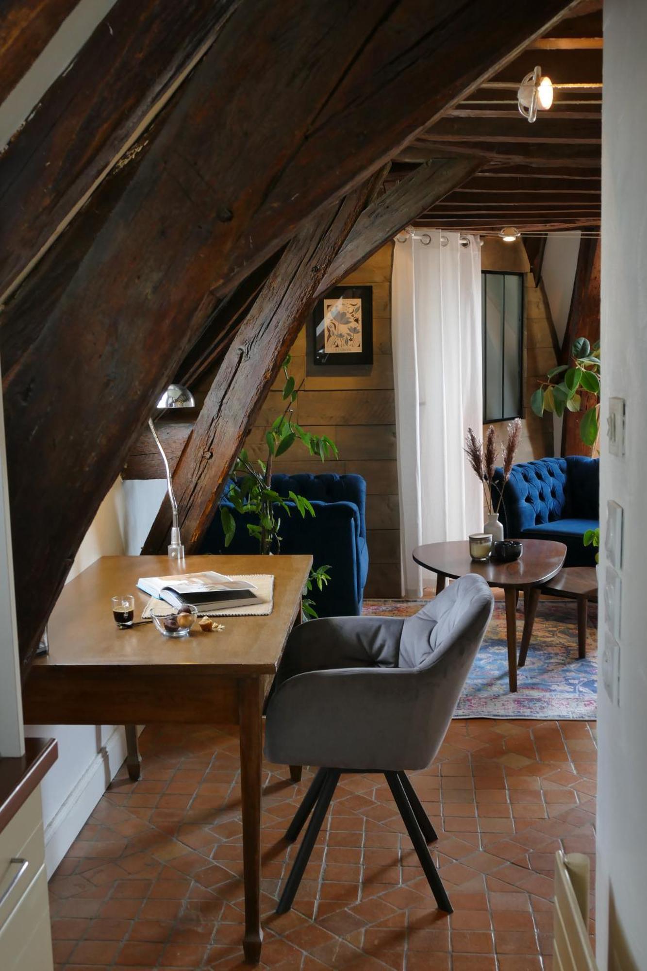 Suite Toussaint - Calme & Authentique Angers Exterior photo